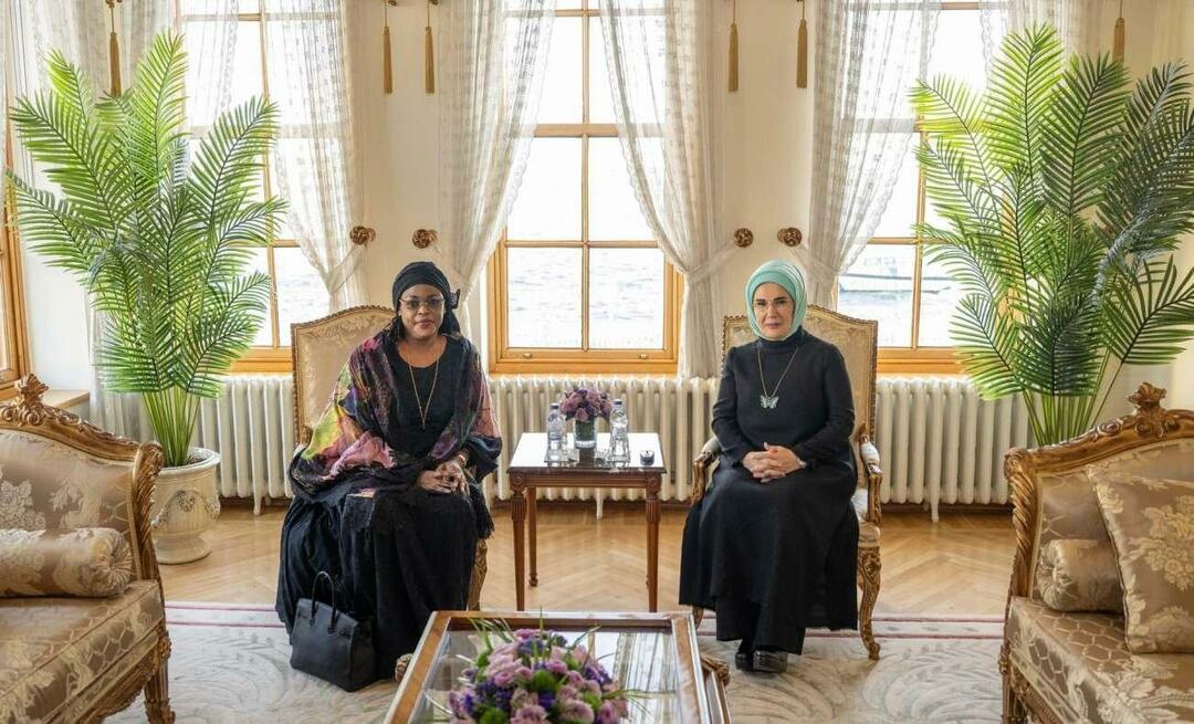 Prva dama Erdoğan se je srečala z ženo predsednika Senegala!