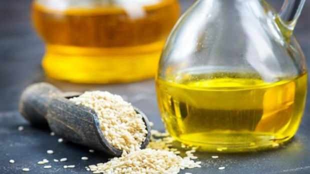 Kako narediti eterično olje doma? Kako nastane sezamovo olje?