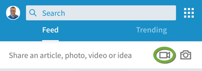 Poiščite ikono video kamere v mobilni aplikaciji LinkedIn.