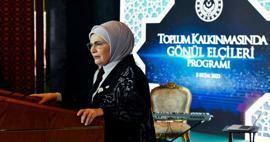 Emine Erdoğan je v programu Ambasadorji prostovoljstva v razvoju skupnosti!