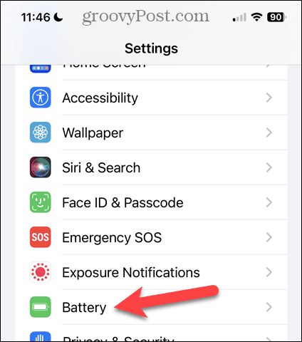 Tapnite Baterija na zaslonu z nastavitvami iPhone