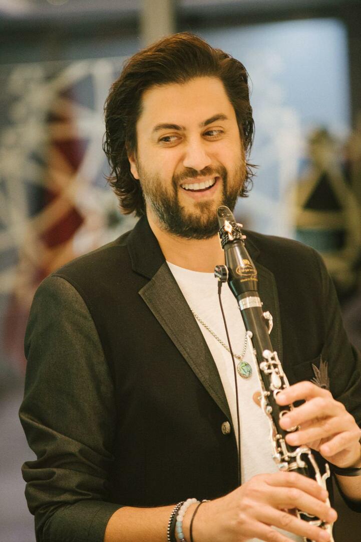 Serkan Çağrı je dal veter turški glasbi v Ameriko
