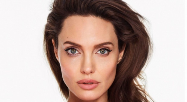 Novice o Angelini Jolie