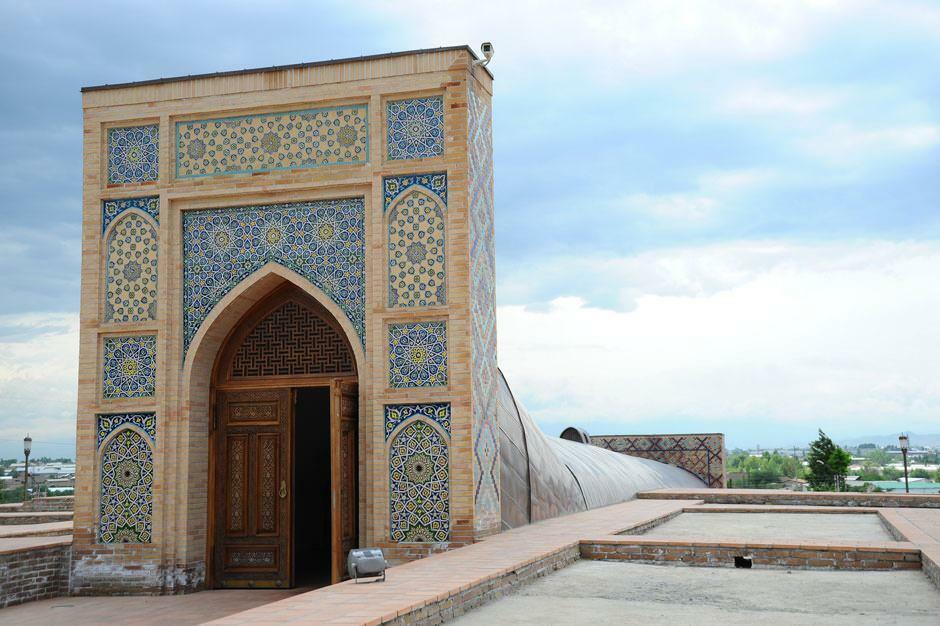 Zunanji pogled na observatorij Uluğ Bey