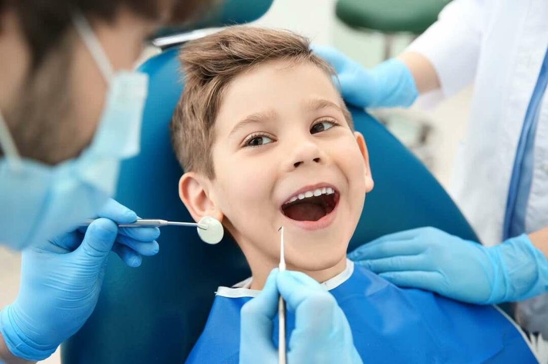 Kdaj naj otroci dobijo zobozdravstveno oskrbo?