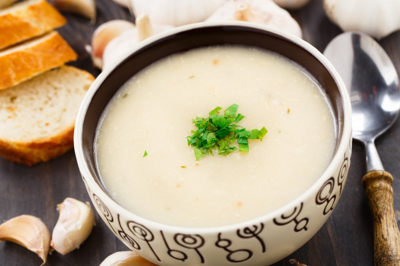 Kako narediti česnovo juho? Čudovit zdravilni recept za česnovo juho