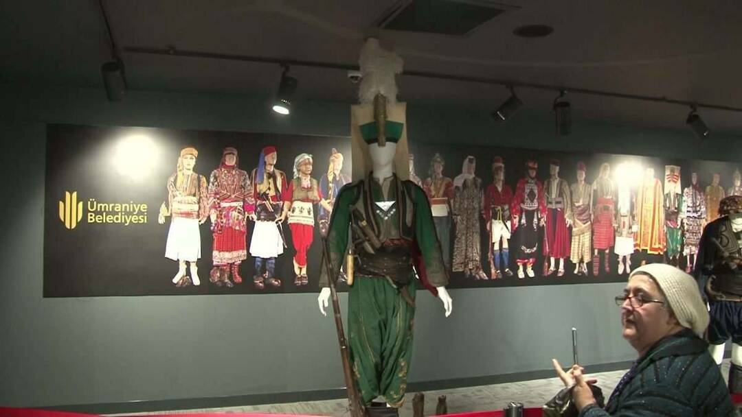 Odprta razstava otomanskih narodnih noš!