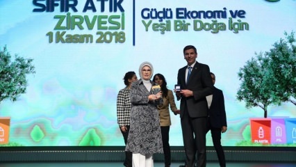 Prva dama Erdoğan: Kamion za smeti ne vstopi v Kulliye