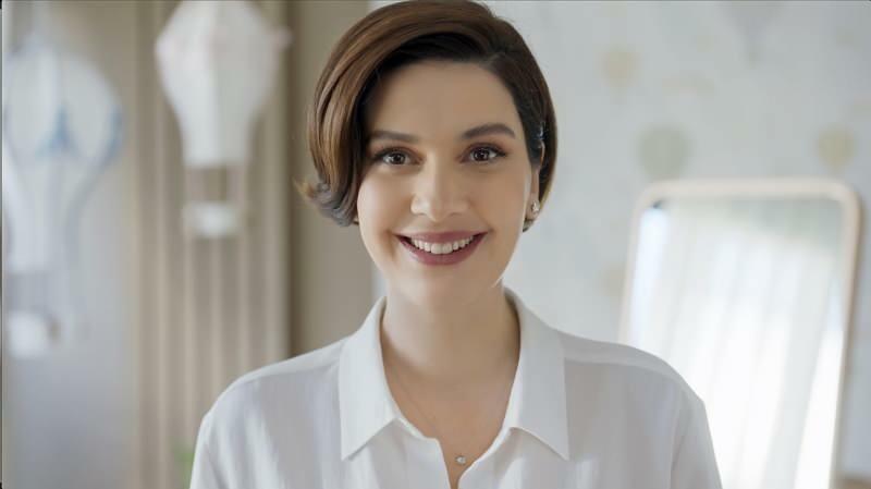 Brezplačno oglaševanje Bergüzar Korel za poslovne ženske!