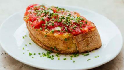 Nepogrešljiv recept španske kuhinje! Kako narediti pan con tomate? Recept za paradižnikov kruh