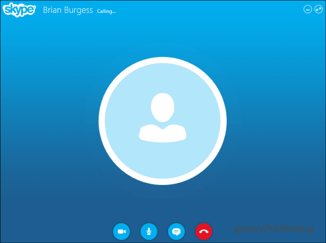 Skype HD Outlook nameščen vtični klepet na okno