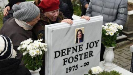 8. smrt Defne Joy Foster leto je bilo obeleženo