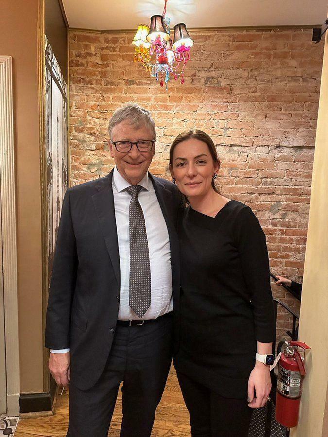 Bill Gates in Hülya Bölükbaşı