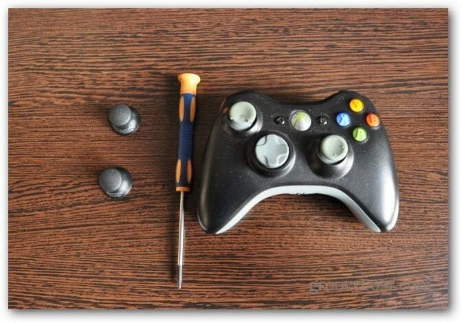 Prej spremenite analogne palčke za krmilnik Xbox 360