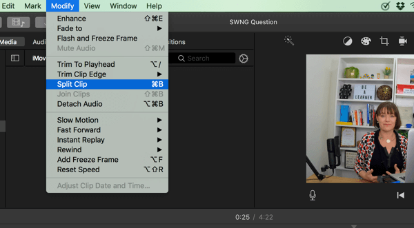 V iMovie video razdelite na segmente, tako da izberete Spremeni> Razdeli posnetek.