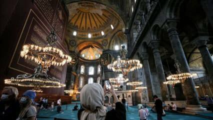 Veselje iz Ramazana po 87 letih v mošeji Hagia Sophia-i Kebir Şerifi