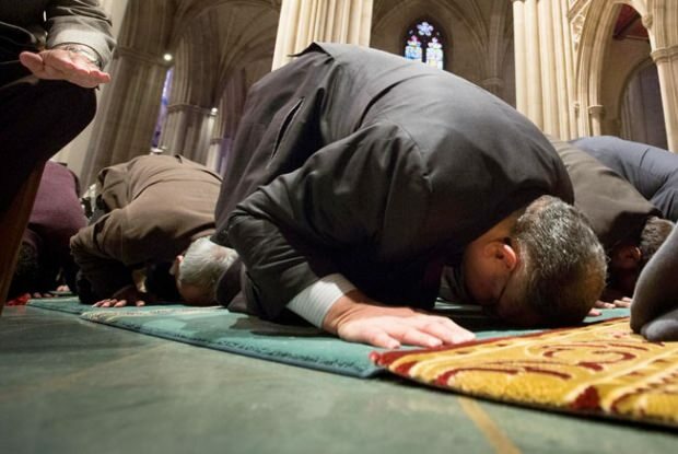 Kako opraviti molitev, ko molitev prihaja pozno s kongregacijo?