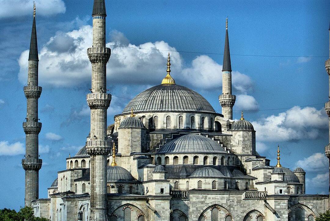 Prizori iz Modre mošeje