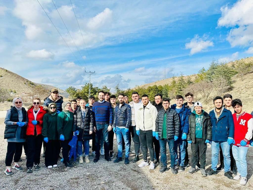 Mladi v Ankari so začeli z delom v okviru projekta zero waste