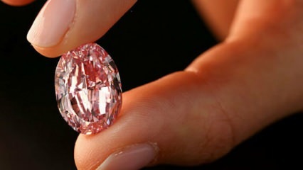 Cena je presenetljiva: prodat je "največji" diamant!
