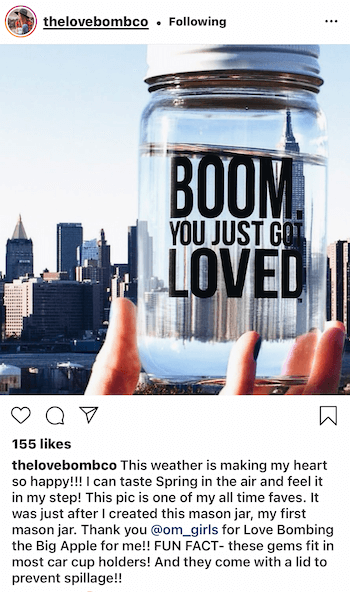 instagram post by @thelovebombco, ki prikazuje uporabniško ustvarjeno vsebino njihovega izdelka, predstavljenega v New Yorku