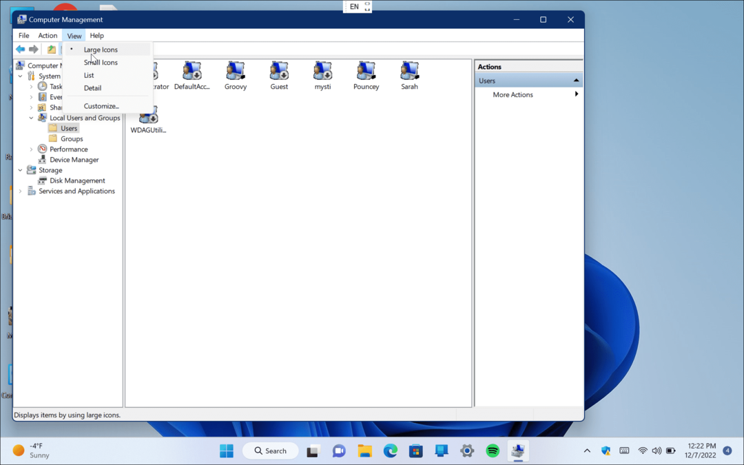 Oglejte si vse uporabniške račune v sistemu Windows 11