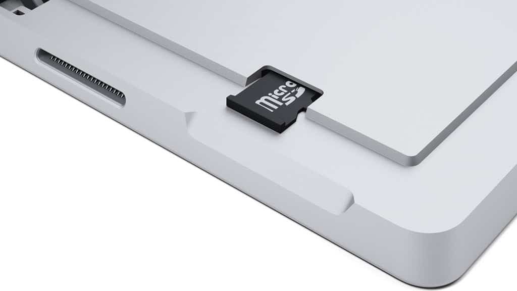 Dodajte prostor za shranjevanje v Microsoftov površinski RT s kartico MicroSD