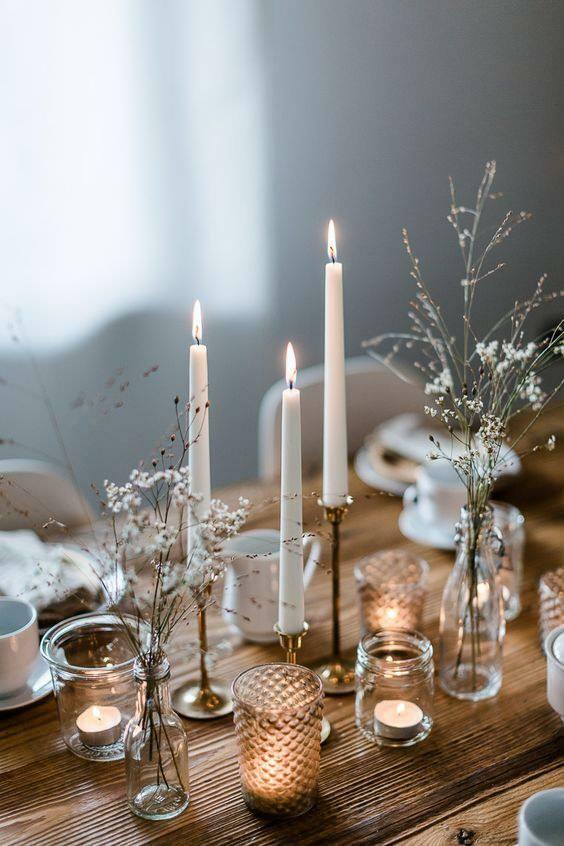 Uporaba sveč v dekoraciji mize