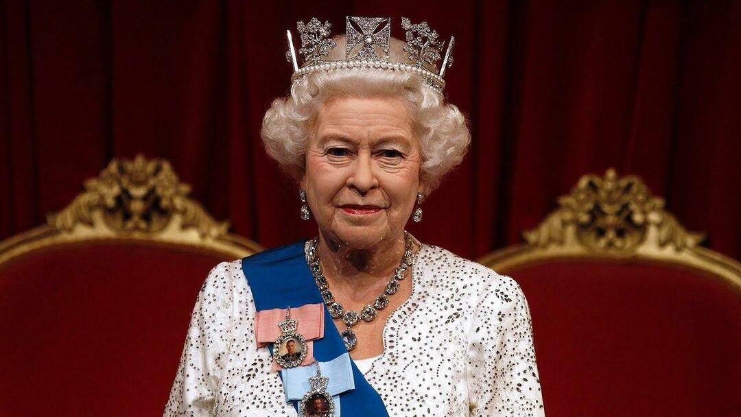 Angleška kraljica II. Elizabeth