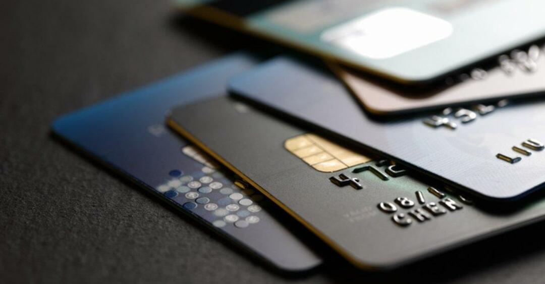 Kako pridobiti vračilo stroškov kreditne kartice