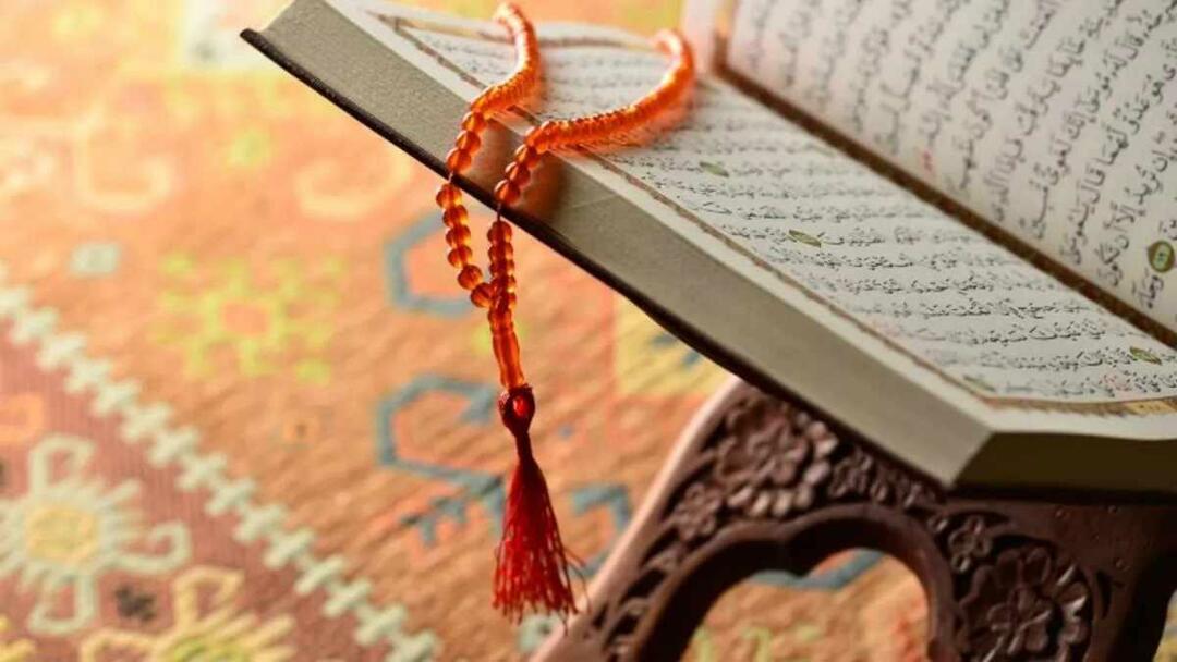 Ali lahko ženska v menstruaciji ali porodnici bere Koran? Ali se lahko ženska z menstruacijo dotakne Kur'ana?