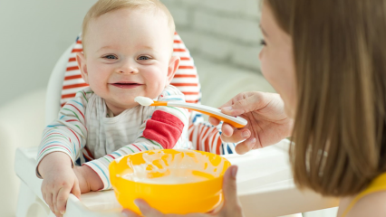 Enostavni recepti otroške hrane za dojenčke doma! 