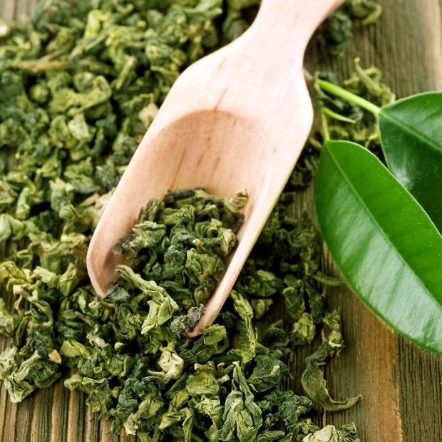 Ali pitje zelenega čaja ponoči brez spanca oslabi?