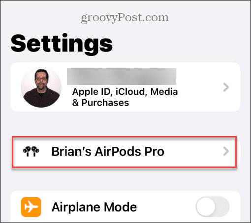 Uporabite prostorski zvok na Apple AirPods
