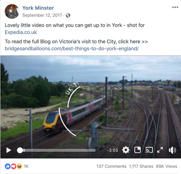 Primer objave na Facebooku s turističnimi informacijami iz York Minster.